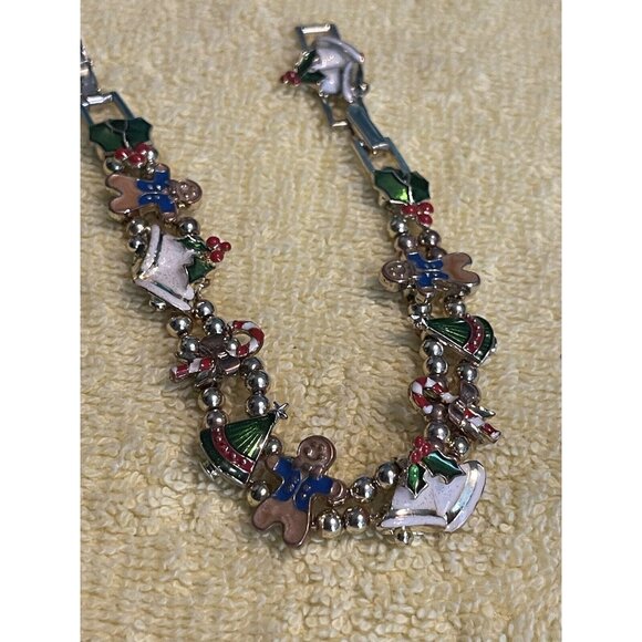 Christmas Bracelet Slider Vintage Charm Gold Tone Enamel Multi Avon 9inch Long - Picture 1 of 5